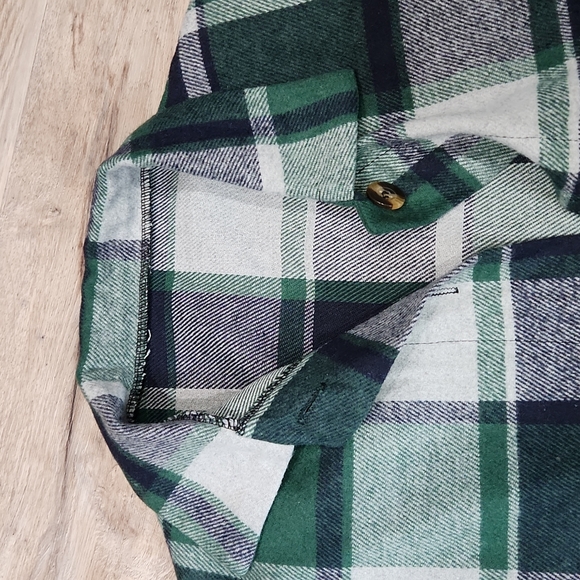 Gray/Blue/Green flannel - Picture 3 of 4